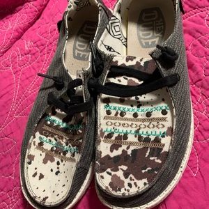 Hey Dude W9 Wendy Kingman Rodeo